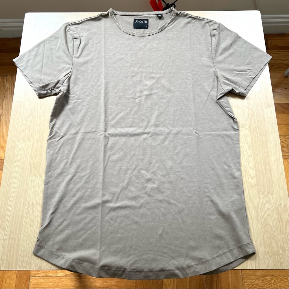 Cuts Clothing Men’s T-shirt (Beige)